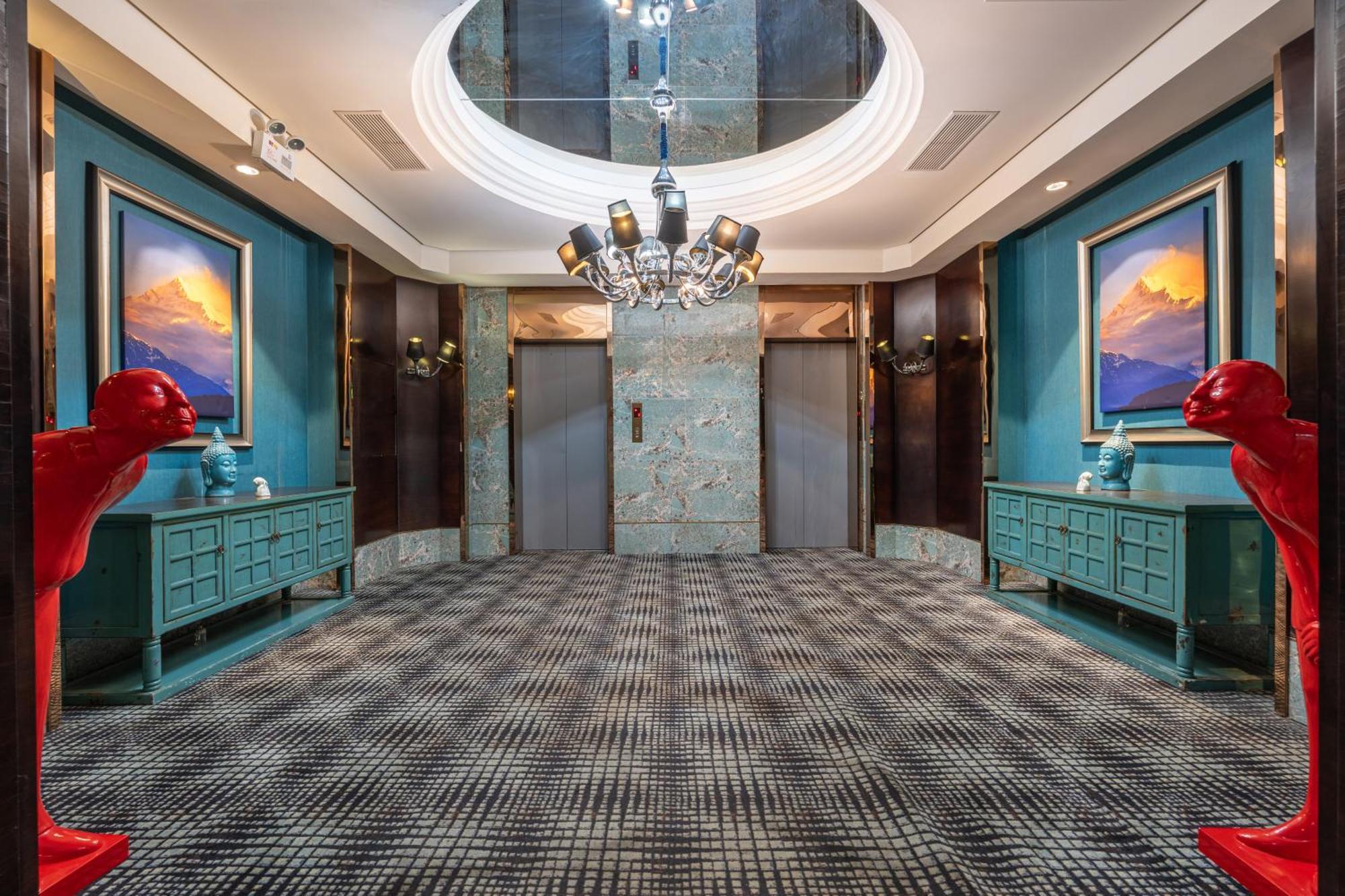 Wisdom Boutique Peking