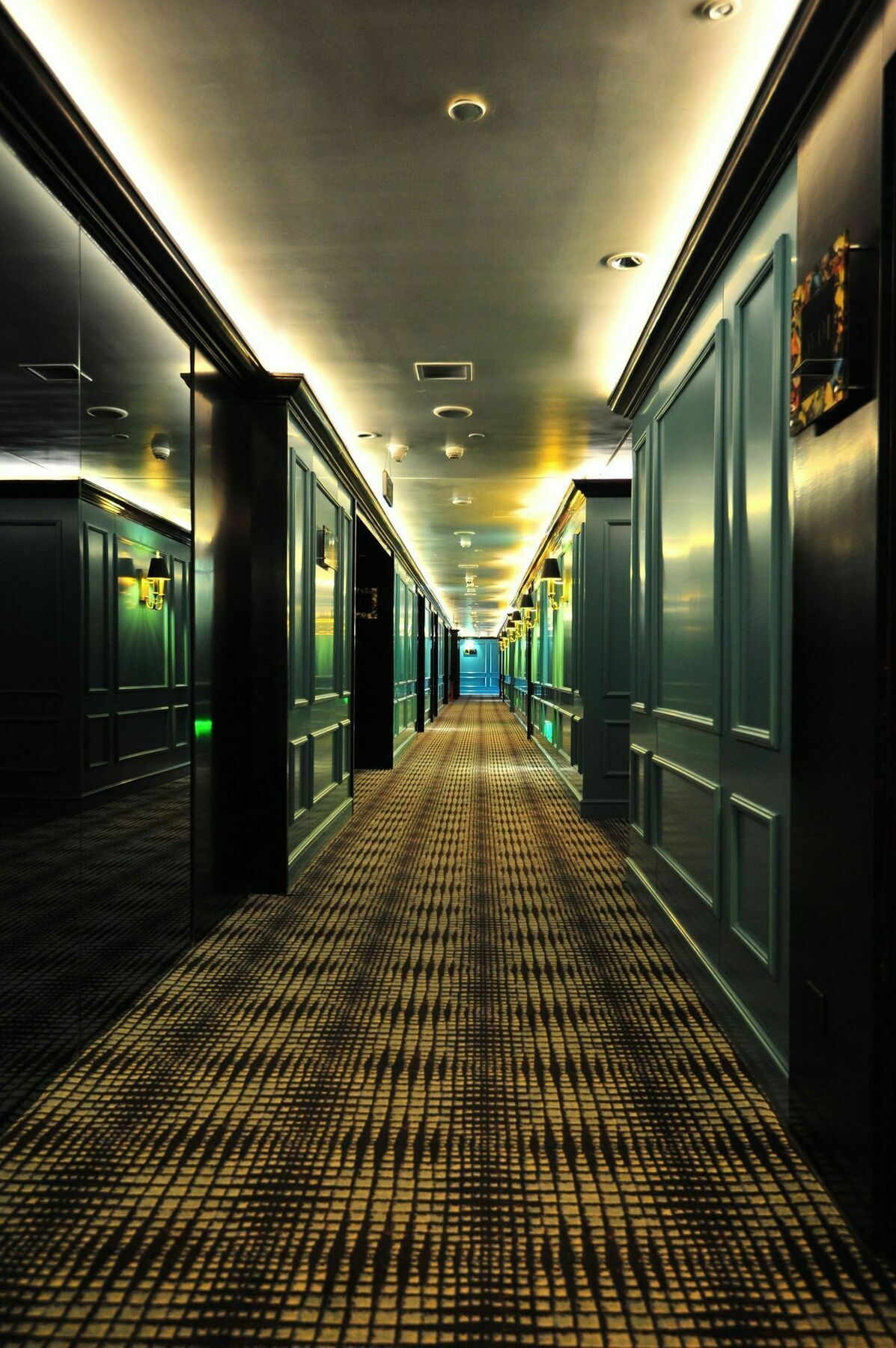 Wisdom Boutique Hotel 3*